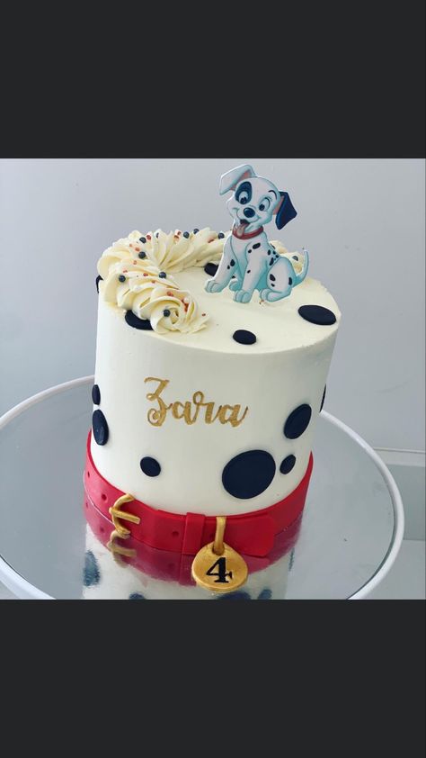 Dalmation Birthday Cake, 101 Dalmatians Birthday Cake, Dalmatian Birthday Cake, Dalmatian Cake Ideas, 101 Dalmatians Cake, Cruella Cake, Dalmation Cake, Dalmatian Cake, Disney Birthday Cake