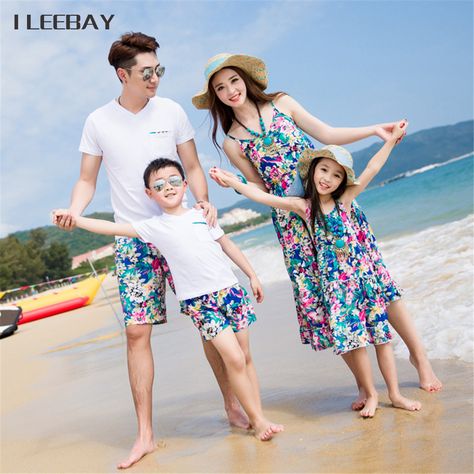 >> Click to Buy << 2017 Bohemian Style Mother Daughter Beach Dresses Dad/Boy T-shirts Tops+Shorts Family Look Outfits Family Matching Clothes Sets #Affiliate Son Clothes, Mother Daughter Dress, Trendy Beach, Fashion Family, Beach Dresses Summer, Clothes Pictures, Family Photo Outfits, Mothers Dresses, Summer Family