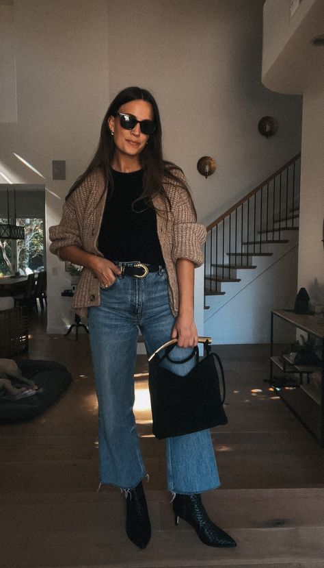 Fall Layers Outfits Casual, Basics Outfit Aesthetic, Nuuly Outfit Ideas, 60 Degree Weather Outfit Fall Casual, Alyssa Beltempo Style, Fall Outfits With Black Boots, Madewell Aesthetic, Pre Fall 2024, Natalie Borton Style