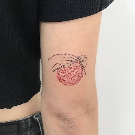 Psychology Tattoo, Knitting Tattoo, Brain Tattoo, Парные Тату, Line Work Tattoo, Full Sleeve Tattoos, Dope Tattoos, Simplistic Tattoos, Small Tattoo