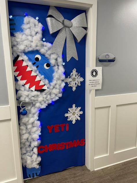 Yeti Classroom Door, Gingerbread Doors, Snowman Classroom Door, Winter Door Decorations Classroom, Christmas Yeti, Christmas Door Decorating Contest, Outdoor Playhouse, Winter Door Decorations, Door Decorating Contest