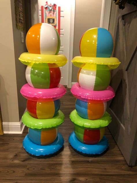 Pool Float Decorations Party Ideas, Beach Parade Float Ideas, Luau School Party Ideas, Back To School Pool Party, Hoco Decorations, Luau Decor, Beach Theme Birthday Party, Margaritaville Party, Beach Theme Birthday