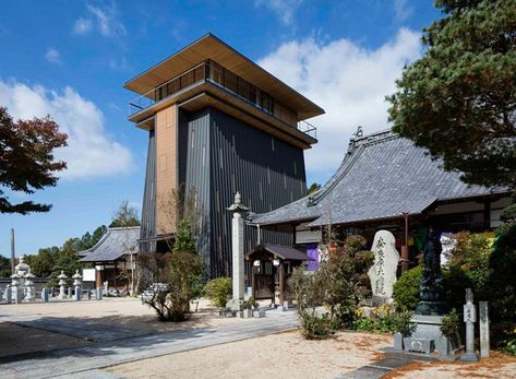 takashi okuno builds the temple of the future on japanese mountain Monument Architecture, Buddhist Architecture, Japan Temple, Japanese Mountains, Japanese Temple, Japanese Minimalism, Live Art, Japanese Architect, Temple Architecture