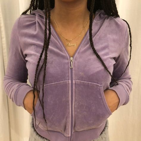 Purple Tracksuit Outfit, Purple Juicy Couture Track Suit, Track Suit Outfit, Juicy Track Suit, Juicy Couture Track Suit, Juicy Couture Clothes, 2000s Baby, Streetwear 2000s, 00s Style