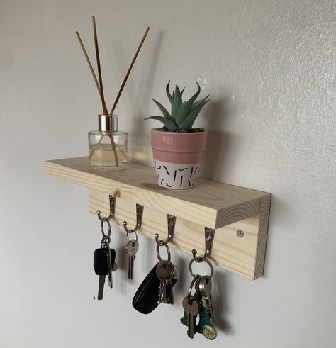 Handmade Wall Mounted Key Holder With Shelf "Silver Hooks" key holder, key storage, key hooks, wall key holder, key rack with shelf These key hook holders will look amazing in any home, each hook comes evenly spaced giving plenty of room for the keys from a single key to the keyring lovers, these are great to organise and store your familys keys, as with natural wood there will be variations to colour and grain patterns to the ones pictured making every one of these key holders unique. Choose fr Cute Key Holder For Wall, Key Holder Diy Creative, Key Hook Ideas, Entryway Key Holder Ideas, Diy Key Rack, Key Rack Diy, Entryway Key Holder, Key Holder Diy, Wall Mounted Key Holder