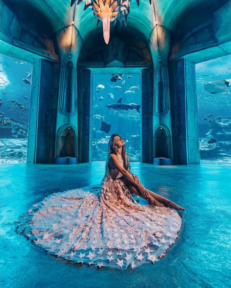 ANASTASIA BELIKOVA | DUBAI в Instagram: «When your dreams come true ☺️💓💫 . 📸 @photographer_dubai_dxb . . . . . #dubai🇦🇪 #dubai🇦🇪 #dxbblogger #dxblife🇦🇪 #dxbmodel #dubaiinfluencer…» Atlantis Photoshoot, Dubai Pics, Dubai Atlantis, Dubai Photos, Atlantis Dubai, Dubai Outfit, Abu Dhabi Travel, Dubai Trip, Dubai Outfits