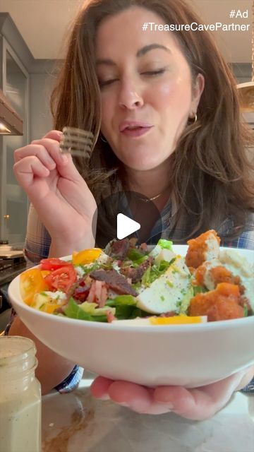 Cortney LaCorte on Instagram: "#AD HOT CHICKEN COBB SALAD with @TREASURECAVECHEESE BLUE CHEESE RANCH DRESSING

Consider this a nod to my home, Nashville! Listen, Nashville Hot Chicken is THE.THING. to get anytime you come visit, 
so why not have a little Nash moment in your kitchen no matter where you are? Using already cooked spicy chicken tenders, quickly chopping up my cobb ingredients makes this salad so simple! But what we really need to talk about is this gorgeously creamy, tangy, and honestly perfect Blue Cheese Ranch Dressing that will have you wanting to drink it with a straw. The blue cheese that you use matters, especially seeing it is the star ingredient of the dressing. My go to is @TreasureCaveCheese Crumbled Blue Cheese! Their crumbles have the best mild blue cheese flavor t Blue Cheese Ranch Dressing, Spicy Chicken Tenders, Chicken Cobb Salad, Nashville Hot Chicken, Nashville Hot, Perfect Blue, Hot Chicken, Joy Of Cooking, Cheese Flavor