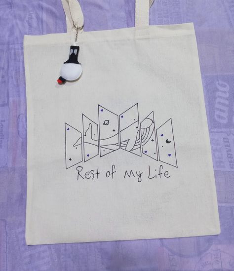 Bts Bag, Kpop Diy, Mini Drawings, Bts Drawings, Bts Pictures, Embroidery Patterns, Of My Life, Universe, Paper Crafts