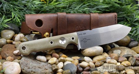 The White River Firecraft FC5 is designed for the ultimate outdoor survival experience. Learn more about this quality knife and test it out for yourself. #outdoors #knives #whiteriverknives Cool Pocket Knives, Survival Knives, Micarta Handles, Chicken Scratch, Outdoor Knife, White River, Sharp Objects, Outdoor Survival, Leather Sheath