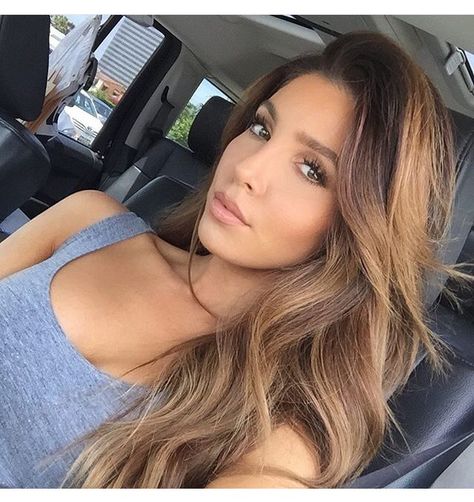 Hair color Hair Color For Tan Skin, Balyage Long Hair, Melissa Molinaro, Latina Hair, Cute Hair Colors, My Boo, Hair Color And Cut, Everyday Hairstyles, Tan Skin