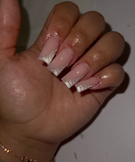 Nails For Moms, Birthday Nails Inspo, Square Gel Nails, French Acrylic Nails, Short Square Acrylic Nails, Christmas Nails Acrylic, Unique Acrylic Nails, Nail Jewelry, Short Acrylic Nails Designs