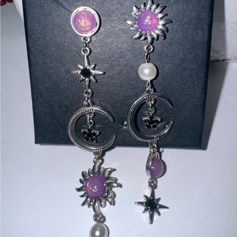 Long Dangly Silver Chain Earrings With Sun And Moon Charms (Purple Opal Center) And Small Star Charms (Diamond Center) Never Worn, Brand New Condition *Sanitized Before Shipping* Nickel Free Big Funky Earrings, Whimsigoth Earrings, Celestial Accessories, Sun And Moon Wedding, Dangly Silver Earrings, Silly Earrings, Magical Earrings, Sun And Moon Earrings, Piercings Ideas