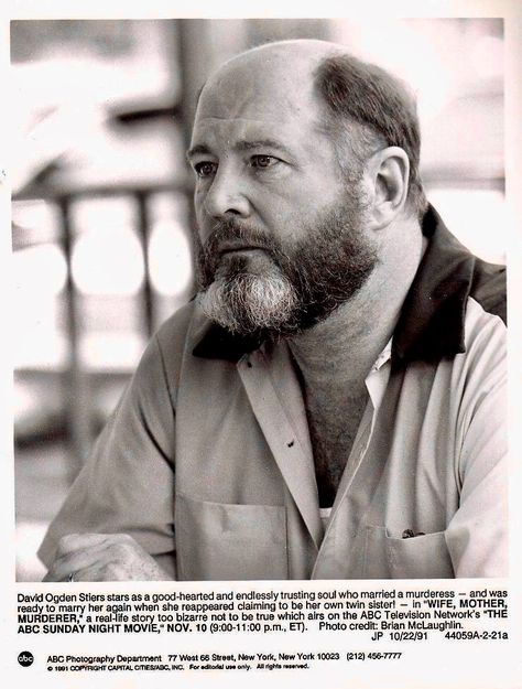 David Ogden Stiers, Mash 4077, Favorite Celebrities, That Look, Movie Tv, Historical Figures, Actors, Memes, Funny