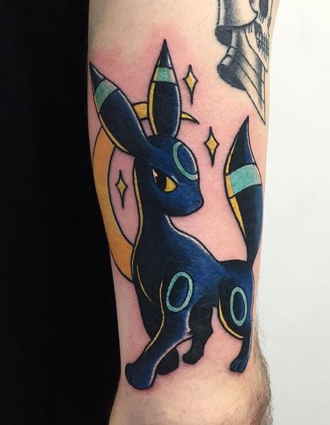 Shiny Umbreon, done by Stefan Salamone at Berserk Tattoo, Melbourne AUS Eevee Tattoo, Kawaii Tattoos, Pokémon Drawings, Umbreon Espeon, Nerd Tattoos, Rad Tattoos, Shiny Umbreon, Zen Tattoo, Pokemon Tattoos