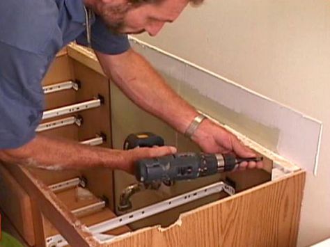 DIYNetwork.com remodeling expert Sharon Hanby-Robie details how to replace a bathroom vanity for a new look in your space. Vanity Redo, Easy Bathroom Makeover, Vanity Makeover, Room Vanity, Bathroom Vanity Designs, Steam Showers Bathroom, Diy Vanity, Vanity Design, Diy Network