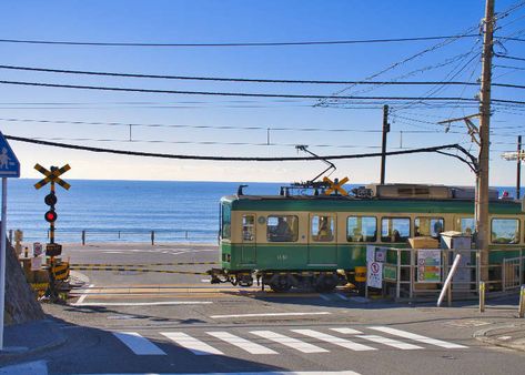 20 Best Things to Do in Kamakura for a Memorable Trip | LIVE JAPAN travel guide Anime Vs Real Life, Anime Locations, Japan Living, Yakushima, Japan Summer, The Best Anime, Japan Travel Guide, Princess Mononoke, Best Anime