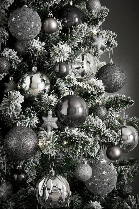 Dark Grey Christmas Decor, Monochrome Christmas Decor, Black And White Christmas Aesthetic, Monochromatic Christmas Tree, Superman Christmas, Grey Christmas Decor, Holiday Boards, Merry Krampus, Grey Christmas Tree