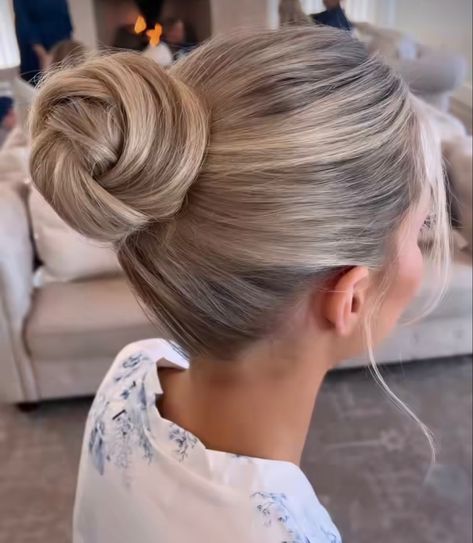 Wedding Hair Buns High, Mid Hair Bun, Medium High Bun, High Bridal Bun, Bride High Bun, Bridal Updo Front View, Wedding Hair High Bun, High Bun Wedding Hair, High Bun Wedding