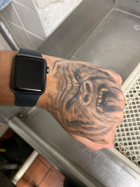 Gorilla Hand Tattoo, Hand Tattoo, Hand Tattoos, Apple Watch, Smart Watch, Tattoos, Quick Saves