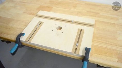 How to Make a Simple Benchtop Router Table (With Table Fence) | AllFlavor Workshop Homemade Router Table, Benchtop Router Table, Hand Router, Diy Router Table, Router Table Plans, Router Table Fence, Fence Planning, 2x4 Wood Projects, Woodworking Items That Sell