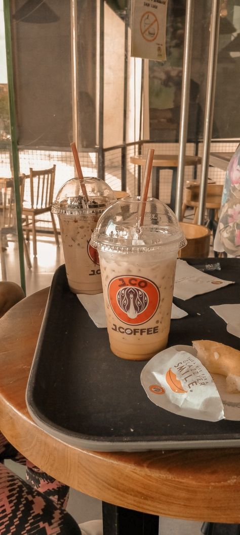 Jco Donuts, Driving Photography, Instagram Food, Root Beer, Aesthetic Food, Donuts, Beverage Can, Food And Drink, Cafe