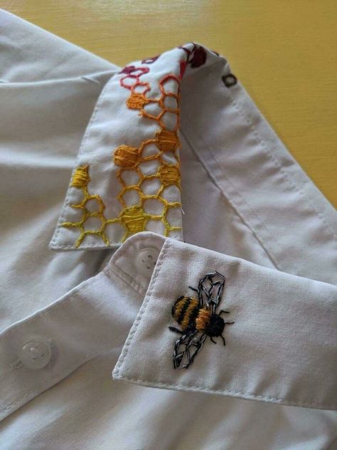 Big Embroidery, Clothes Embroidery Diy, Bee Embroidery, Diy Vetement, Embroidery Works, Embroidery On Clothes, 자수 디자인, A Present, Sewing Embroidery Designs