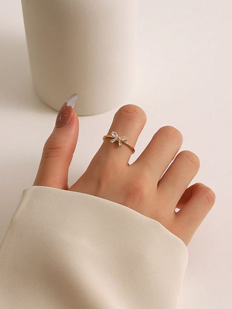 1pc Copper Plated Zirconium Butterfly Bow-knot Design Ring, Suitable For Women's Daily WearI discovered amazing products on SHEIN.com, come check them out! Aesthetic Ring, Aesthetic Rings, Butterfly Bow, Accesories Jewelry, Bow Ring, Gold Collar, Bow Knot, Knot Ring, Cuff Rings