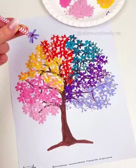 Straw Art For Kids, Spring Tree Art, Straw Activities, Preschool Color Activities, Art And Craft Paper, Diy Osterschmuck, Straw Art, Straw Crafts, Kid Art