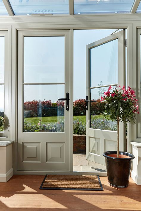 External French Doors, French Doors Bedroom, Wooden French Doors, French Doors Exterior, French Doors Patio, Wooden Front Doors, Front Doors With Windows, French Windows, Casa Exterior