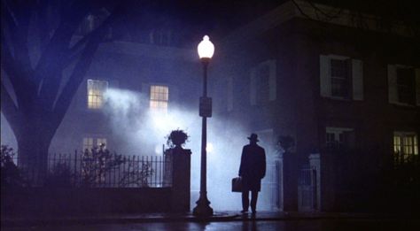 Film. Exorcist Aesthetic, Exorcist 1973, The Exorcist 1973, Max Von Sydow, Linda Blair, Action Pictures, Shakespeare In Love, Halloween 1978, Movie Blog