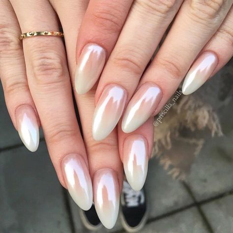 Love these pure white chrome pink ombre nails by @priscilla_nails using our Magic White Chrome Powder ❤️ perfect white holiday nails ☑️… Ombre Chrome Nails, White Chrome Nails, Pink Chrome Nails, Chrome Nails Designs, Pink Ombre Nails, White Chrome, Nagel Inspo, Cat Kuku, Heart Nails