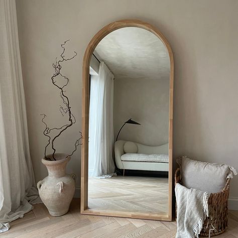 Lilia - Natural Organic Full Length Wooden Arched Mirror 170cm x 80cm Vintage Full Length Mirror, Large Bedroom Mirror, Mirror Decor Living Room, Large Mirrors, Floor Length Mirror, Dressing Room Closet, Natural Bedroom, Bungalow Renovation, Paulownia Wood