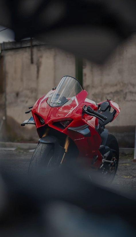 Super Bikes Wallpaper, Ducati Panigale V4 Wallpapers, Ducati Bike, Suzuki Bike, Ducati V4, Ducati Motorbike, Bike Wallpaper, Xe Ducati, Biker Photography