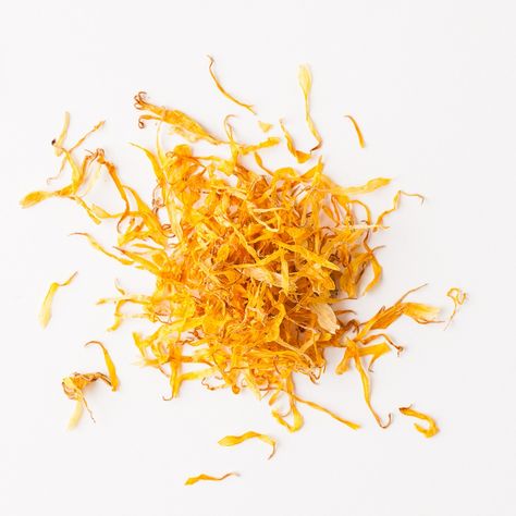 Buy Marigold - Calendula, Dried at BrambleBerry. Add a unique look and feel to your next recipe. Calendula flowers also work well in infusions. Calendula Tea, Calendula Officinalis, Bulk Herbs, Calendula Flower, Soap Making Supplies, Parts Of A Flower, Pot Pourri, Herbal Blends, Skin Healing