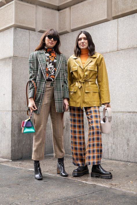 Outfit Ideas: The Best Street Style From Fall 2019 New York Fashion Week - Glamour Eclectic Outfits, Mix & Match, New York Outfits, Quirky Fashion, Mode Ootd, Eclectic Fashion, Cool Street Fashion, 가을 패션, Fashion Week Street Style