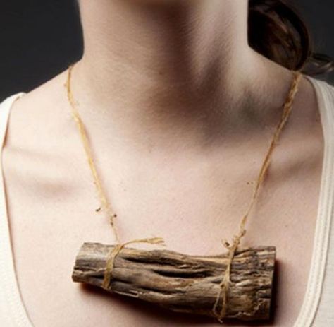 necklace by Furman Kate  - Creative Wooden Jewelry Designs and Ideas - Life Chilli Mixed Metals Jewelry Style, Driftwood Jewelry, Mixed Metal Jewelry, Wooden Necklace, Contemporary Crafts, Textile Jewelry, Handmade Jewelry Designs, Jewelry Images, Unique Handmade Jewelry