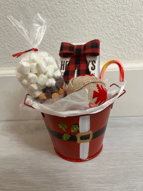 Honey Dipper, Gift Mugs, Cozy Socks, Buckets, Secret Santa, Poinsettia, Hot Cocoa, Gift Birthday, Paper Gifts