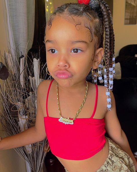 Black Girls Hairstyles For Kids Ponytail, Daughter Hairstyles, Cartoon Rappers, Football Tricks, Marie Rose, Kissy Face, Necklace With Heart, White Gold Chain