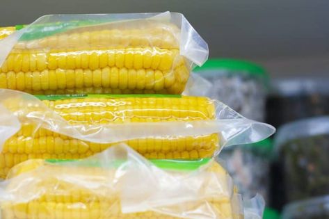 How to Freeze Corn on the Cob: The Three Best Ways Blanching Corn On The Cob To Freeze, Blanching Corn, Freezing Corn On The Cob, Freezing Fresh Corn, Freezing Corn, Storing Food Long Term, Shucking Corn, Freezing Vegetables, Food Preserving