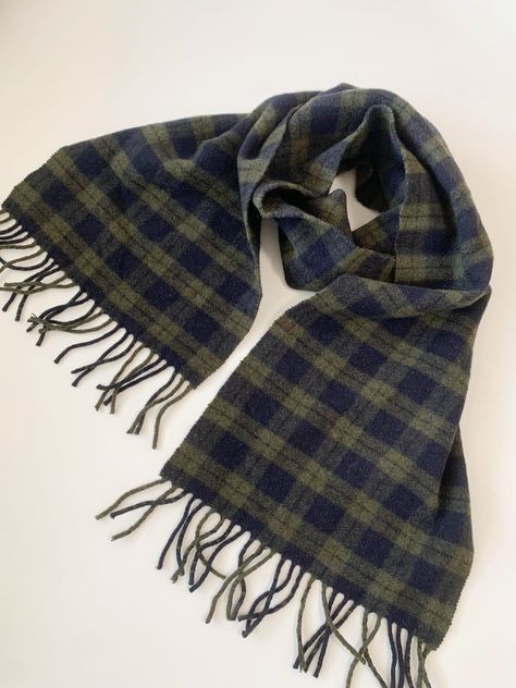 Men’s Scarves, Elegant Tank Tops, Retro Scarf, Velvet Turban, Scarf Trends, Rainbow Scarf, Winter Scarves, Velvet Hat, Tartan Scarf