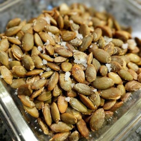 Pumpkin Seed Recipes Salted, Pumpkin Seed Recipes Roasted, Cooking Pumpkin Seeds, Pumpkin Seeds Recipe, Pumpkin Seed Recipes, Salt And Vinegar, Raw Pumpkin Seeds, Roasted Pumpkin, Roasted Pumpkin Seeds