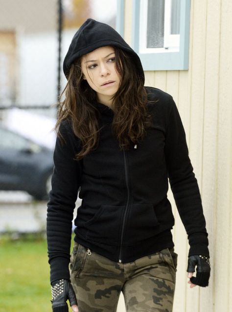 Sarah Manning, Black Tv Shows, Black Jacket Hoodie, Tatiana Maslany, Black Tv, Orphan Black, Black Wedding, Serie Tv, Hoodie Jacket