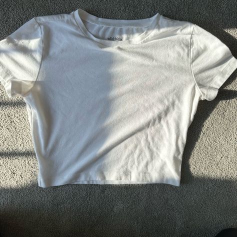 Target Size Small White Crop Shirt Unused, Very Good Condition Basic White Crop Top, White Crop Shirt, Cropped Shirts, Future Outfit, White Crop, White Crop Top, Crop Shirt, Summer Tops, Cute Tops