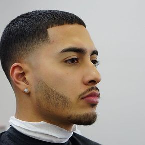 Friday vibes. See you at @blendz_barbershop Trending Hairstyles For Men, Hairstyles Undercut, 5 Dollar, Faded Hair, Cool Hairstyles For Men, Corte De Cabelo Masculino, Mens Haircuts Fade, Mens Haircuts Short, Shaved Head