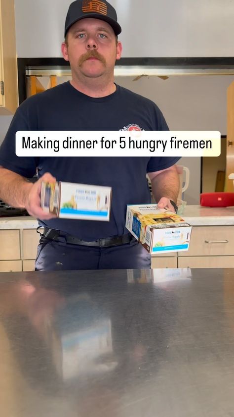 Beef spinach pasta is on the menu in the firehouse tonight #fyp #pasta #dinner #firefighter | Instagram Fire Department Dinner Recipes, Meals For Fire Station, Fire House Meals Dinners, Firefighter Meals Recipes, Firehouse Dinner Ideas, Firehouse Meals Firefighters, Fire Station Meals, Beef Spinach Pasta, Firehouse Meals