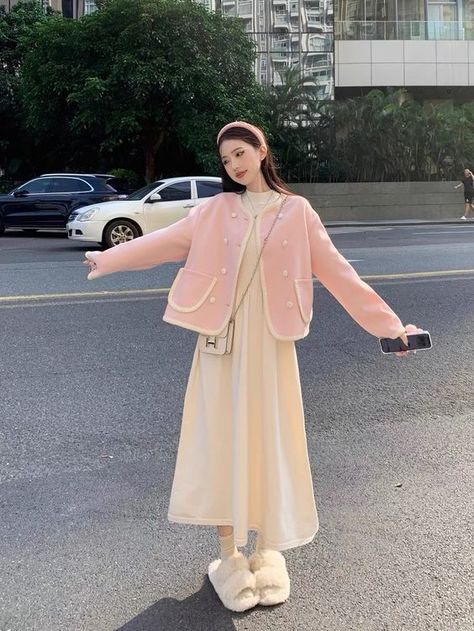 Pink Skirt Outfit Hijab, Outfit With Pink Cardigan, Korean Outfits Pink, Pink Korean Outfit, Korean Modest Fashion Outfit, Korean Modest Outfits, Modest Korean Fashion, Makeup Looks Korean, Korean Modest Fashion