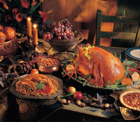 Russian Orthodox Christmas, Thanksgiving Diner, Thanksgiving Deals, Orthodox Christmas, Thanksgiving Style, Gluten Free Thanksgiving, Spitz Dogs, Holiday Dishes, Thanksgiving Dinner Table