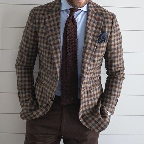 Loro Piana flannel by Beckett and Robb Fashion Backstage, Dapper Outfit, Blazer Outfits Men, Gq Fashion, Der Gentleman, Mens Fashion Wear, Look Formal, Gents Fashion, Mens Fashion Smart