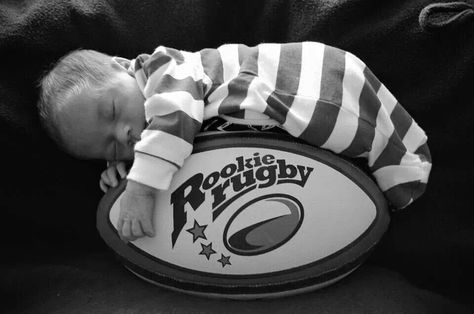 Rugby Photography, Rugby Baby, Rugby Pictures, Taylor Christmas, Rugby Sport, Newborn Pics, Rugby Ball, Six Nations, All Blacks