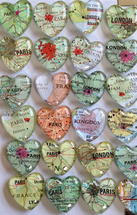 Wedding Favors Magnets, Creative Wedding Souvenirs, Seni Resin, Wedding Favours Magnets, Trendy Wedding Favors, Destination Wedding Favors, Wedding Favors And Gifts, Glass Magnets, Best Wedding Favors